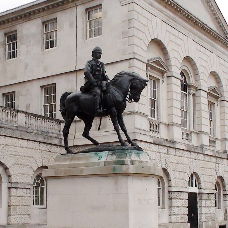 Equestrian statue of Earl Roberts