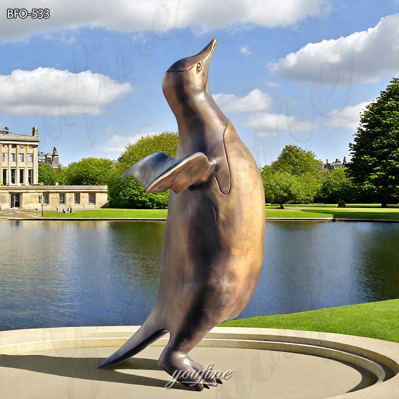 penguin garden bronze statue