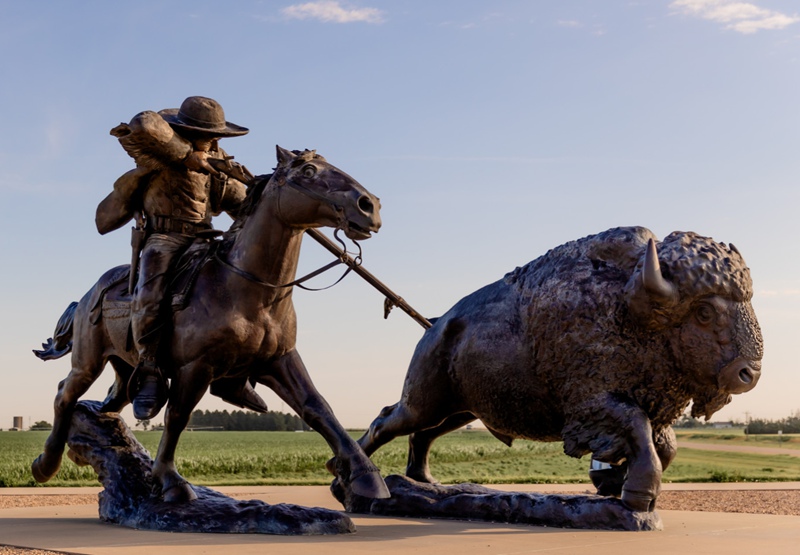 Buffalo Bill Statue
