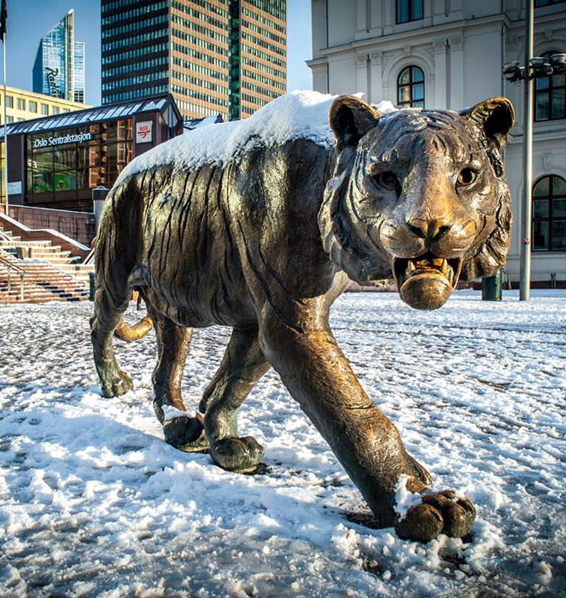 Tiger outside Oslo Central Station