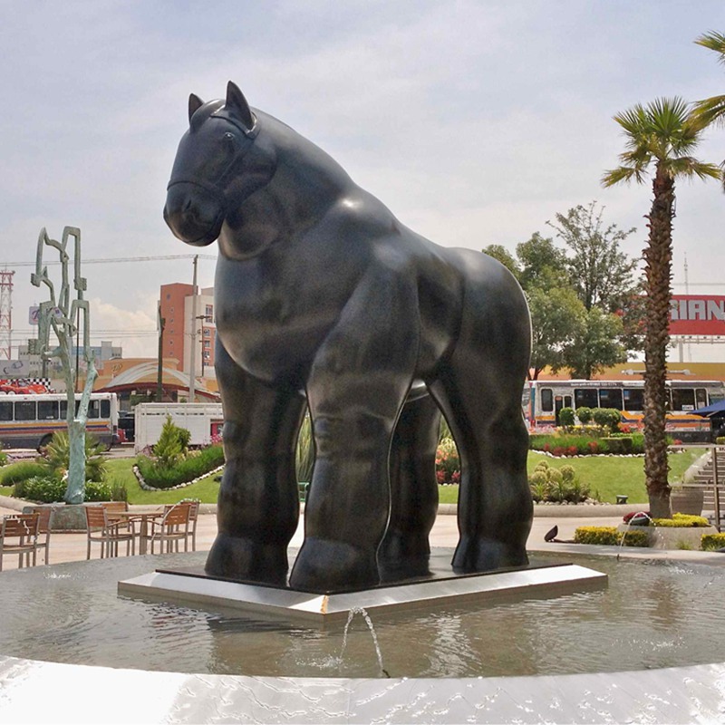 botero-horse-bronze-sculpture