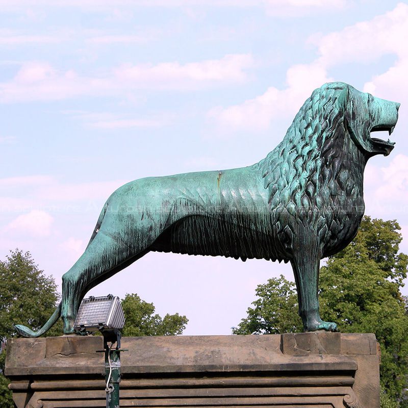 Brunswick Lion Statue