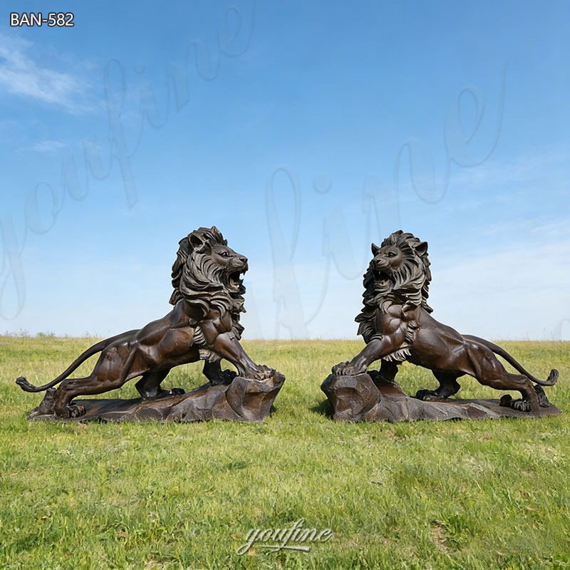 giant lion statues