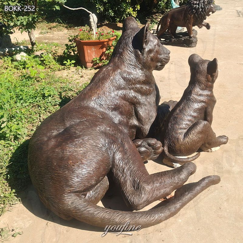 large lion and lamb statue