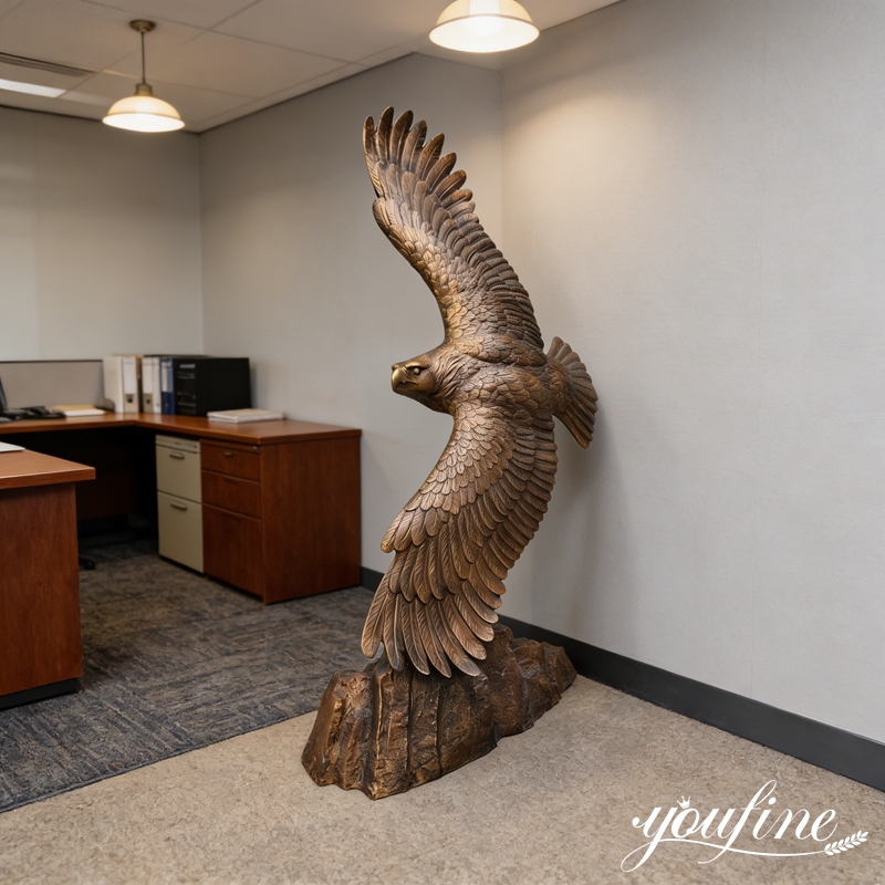 flying eagle statue for office