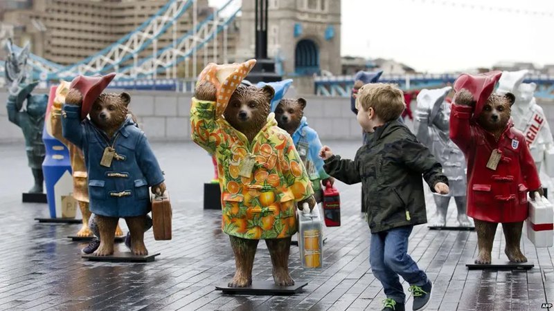 58 Colorful Paddington Statues Across London