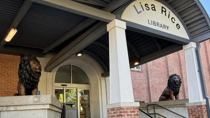Warren County Public Library.