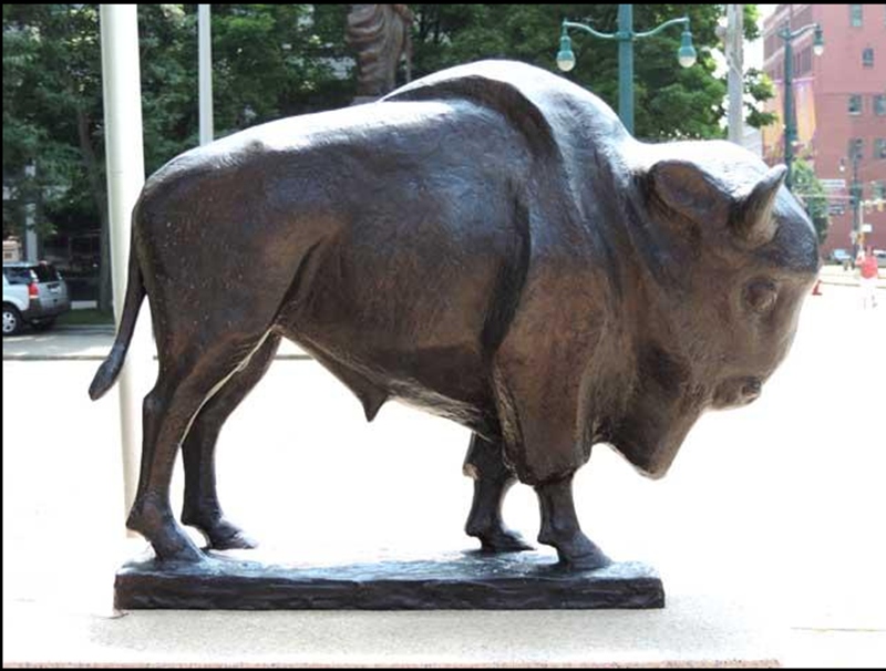bison statue in buffalo city