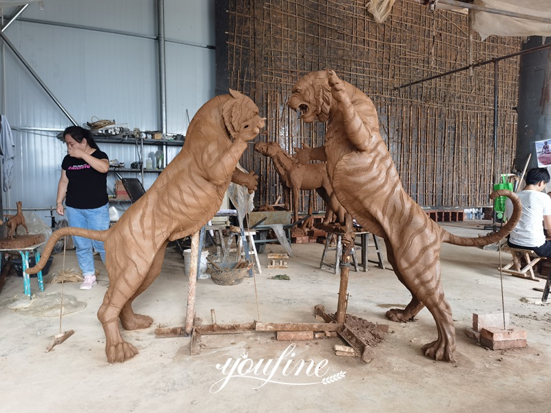 Bronze tiger statue clay model