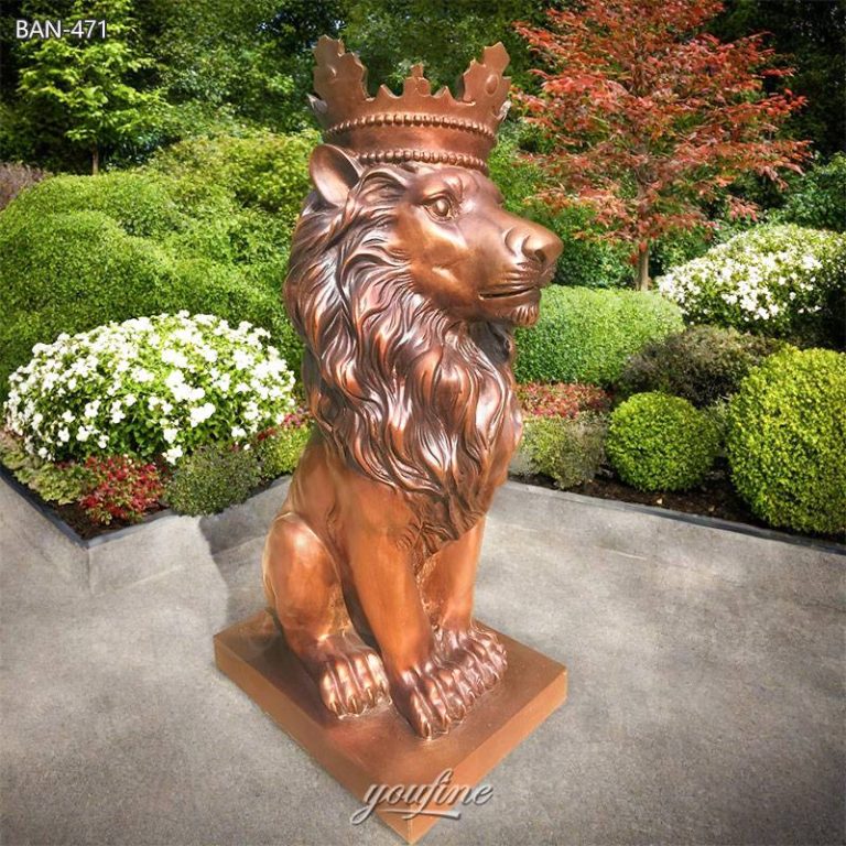 lion with crown statue