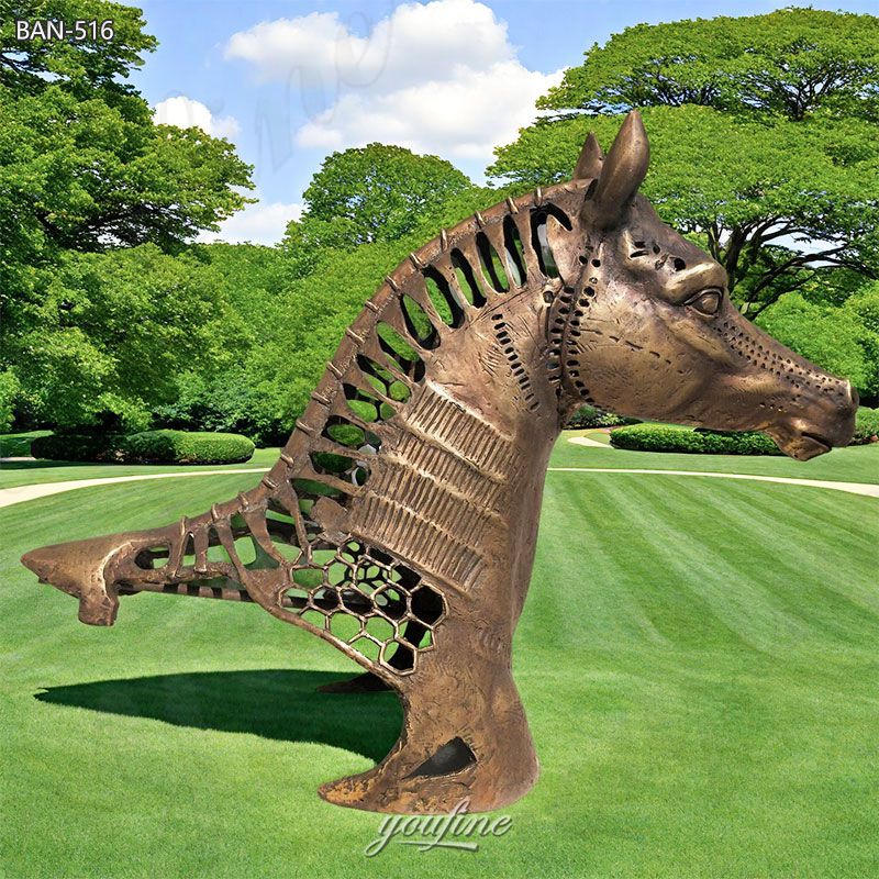 outdoor horse head sculpture