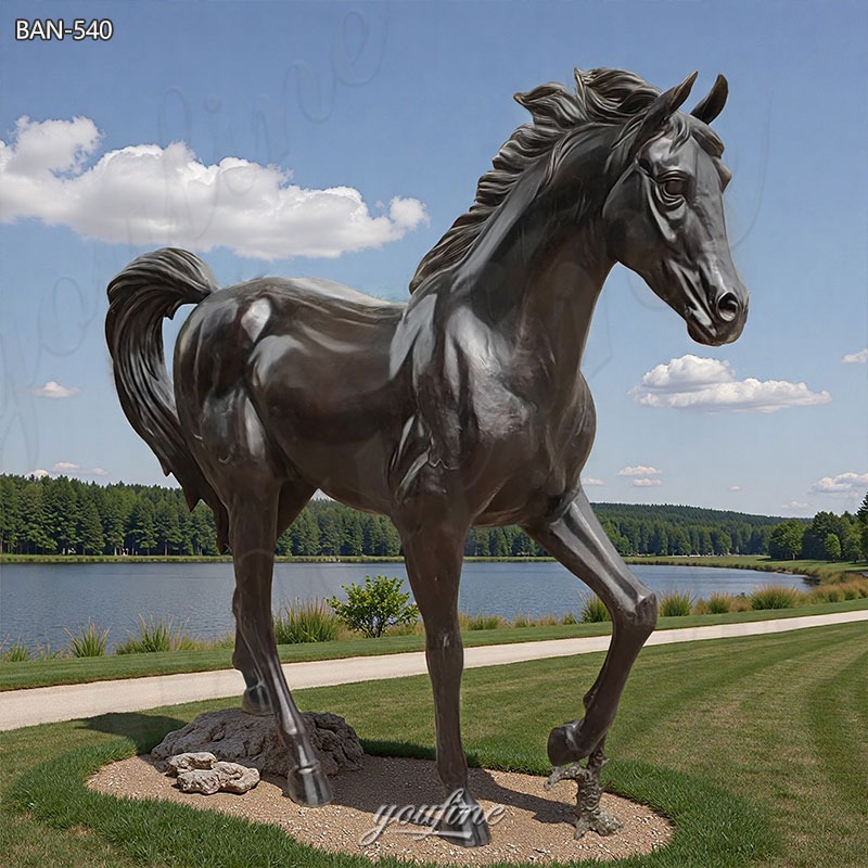 foal statue