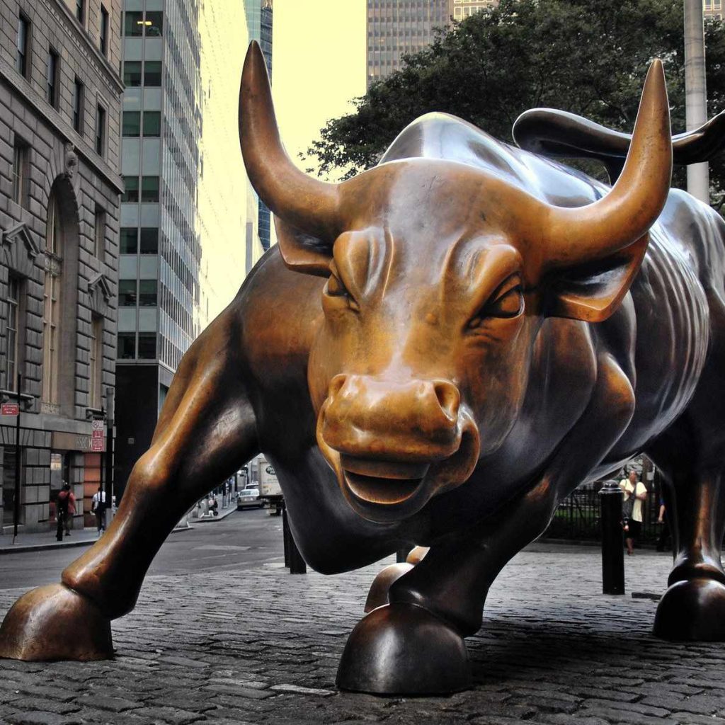 famous charging bull statue