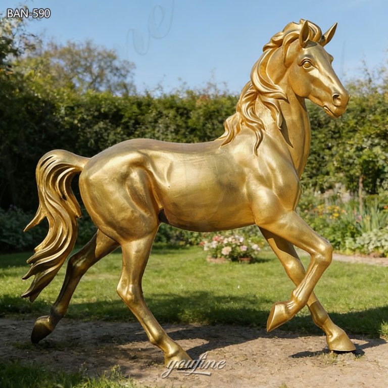 western horse statue