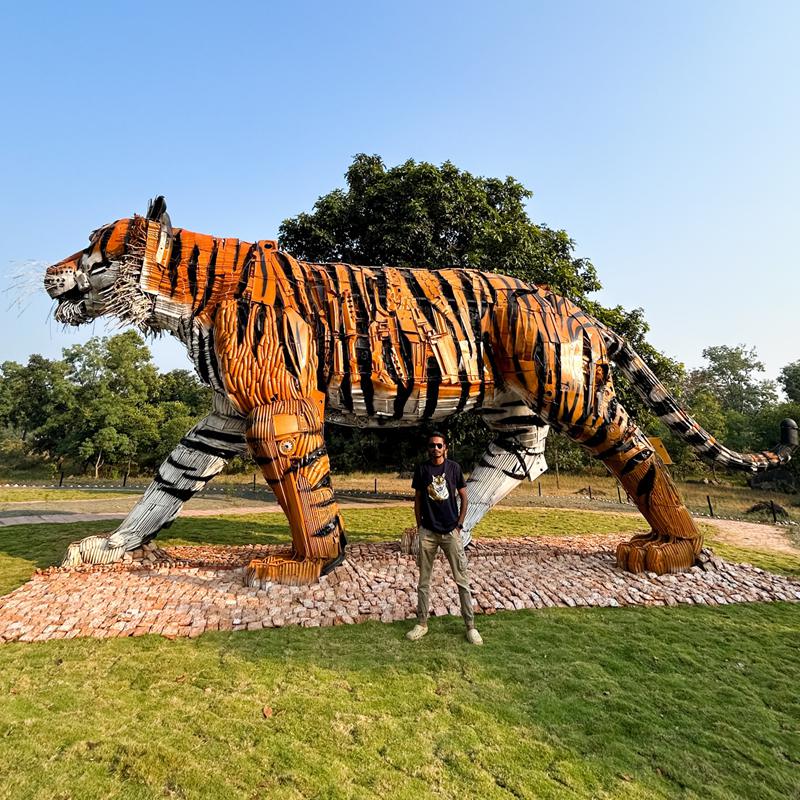 Pench Tiger Reserve Statue