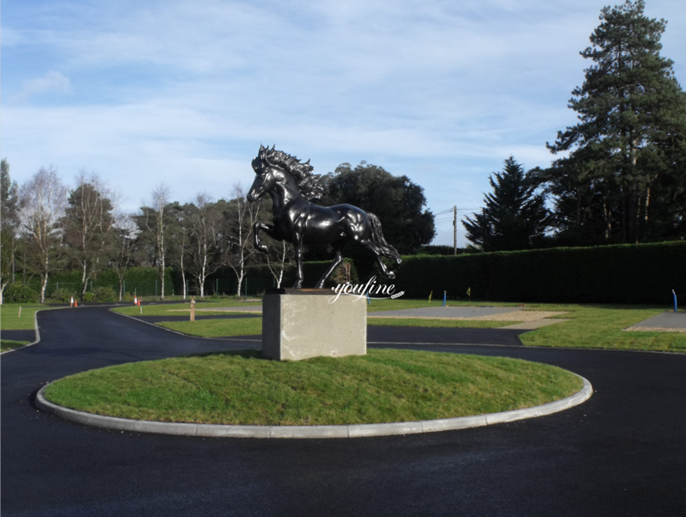 Galloping Bronze Horse Sculpture Gracing a Luxury Estate Driveway in the UK
