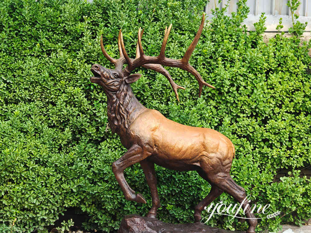 realistic bronze elk sculpture created by YouFine Foundry